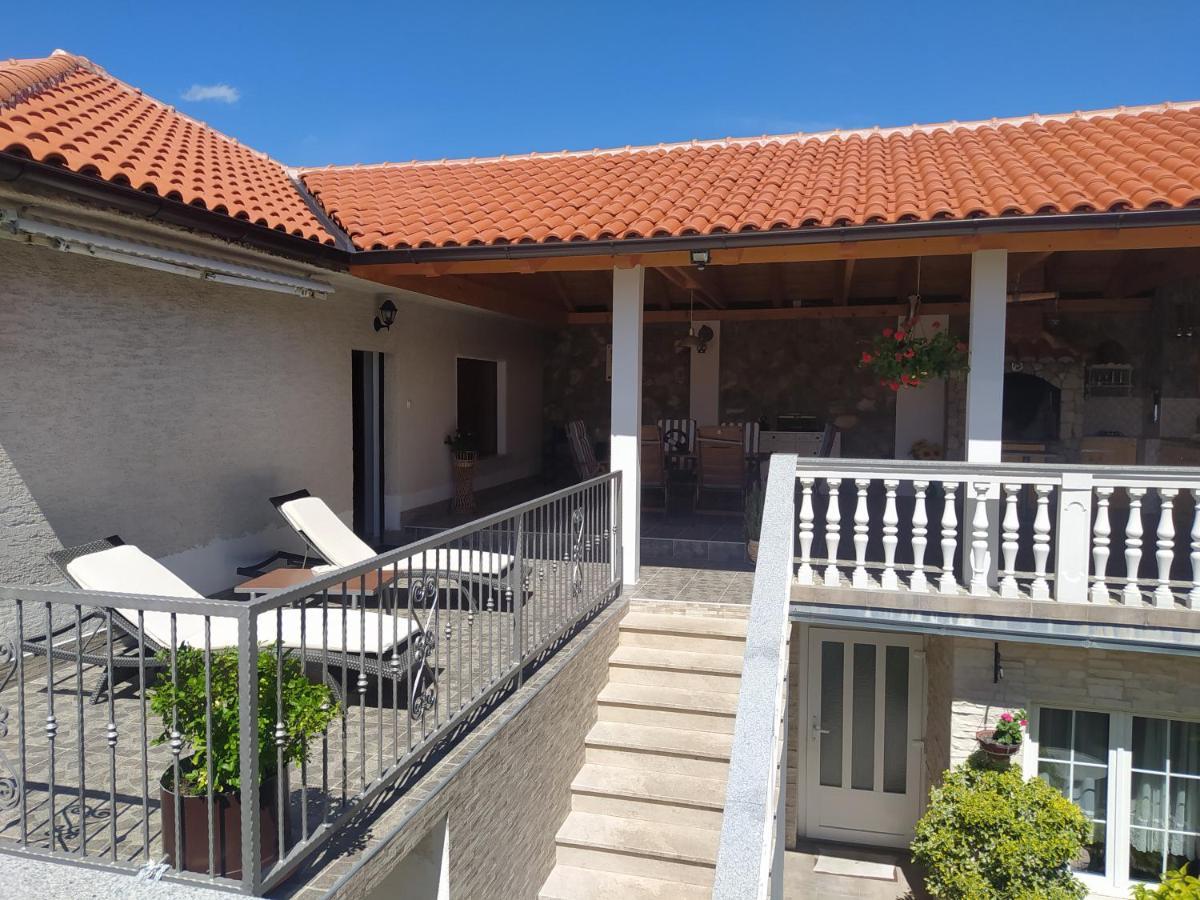 Tomic Apartment Novi Vinodolski Ngoại thất bức ảnh