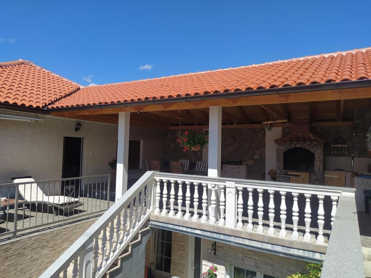 Tomic Apartment Novi Vinodolski Ngoại thất bức ảnh