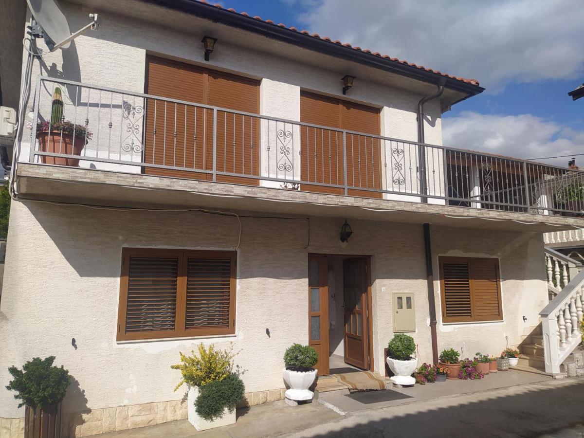 Tomic Apartment Novi Vinodolski Ngoại thất bức ảnh